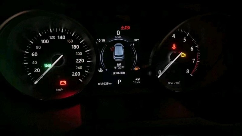 梧州18年路虎极光3