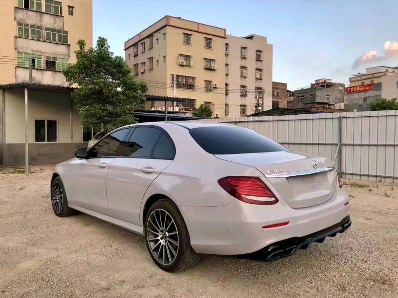 广州17年奔驰E6