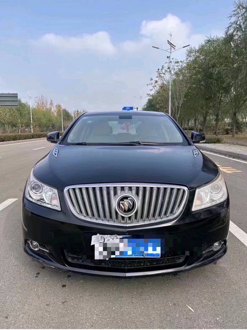 枣庄12年别克君越9