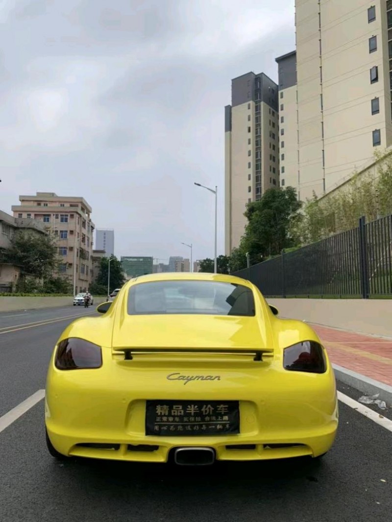 东莞12年保时捷卡曼9