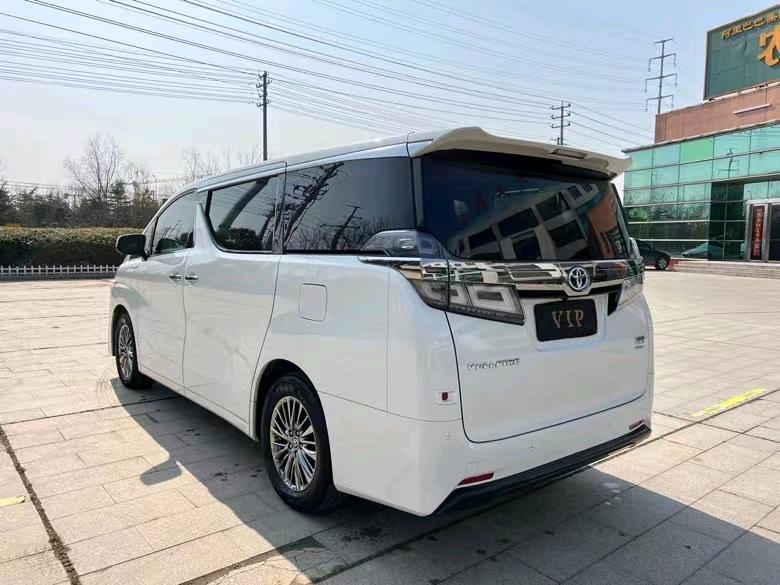 盐城20年丰田威尔法9