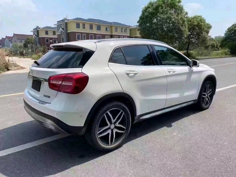 嘉兴16年奔驰GLA5