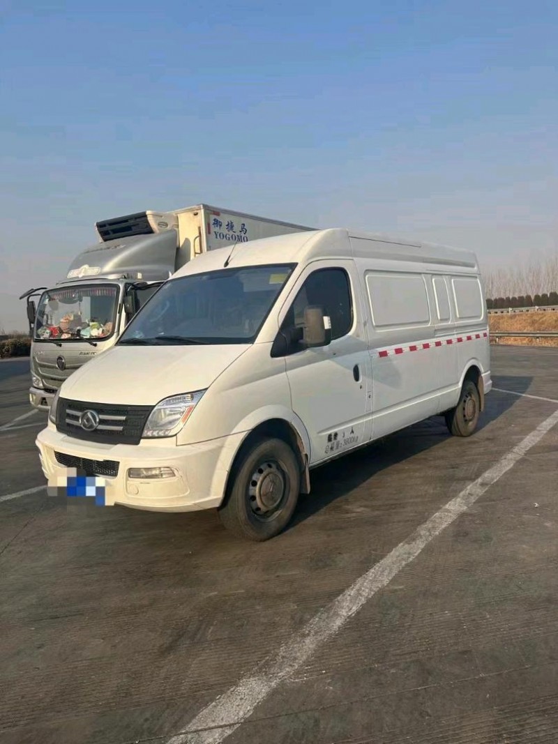 青岛22年大通V803