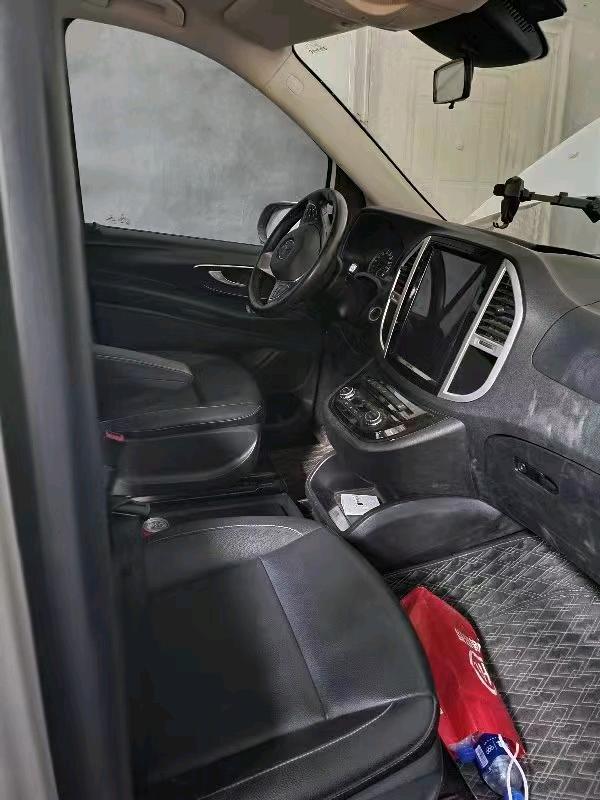 邯郸20年奔驰威霆3