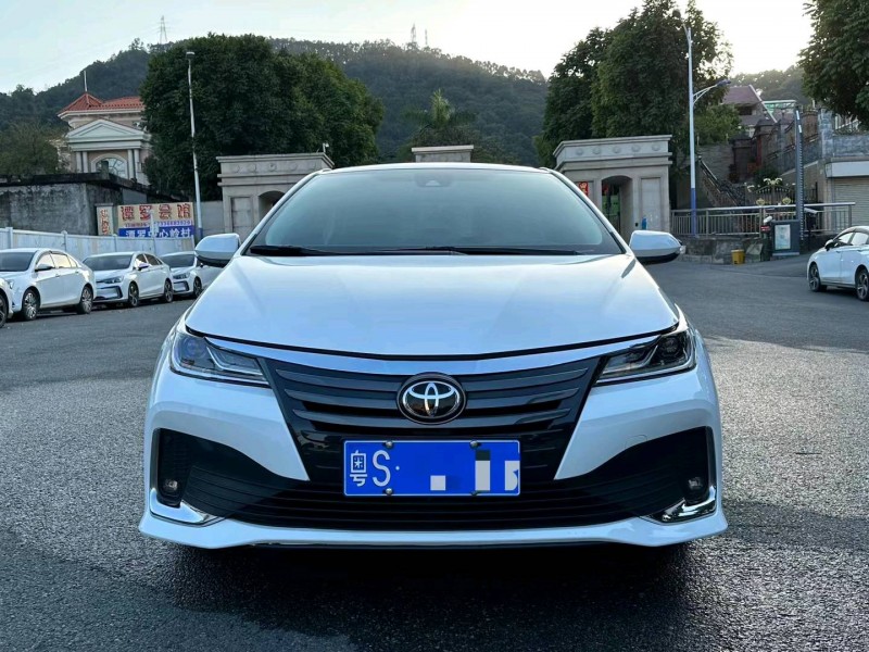广州21年丰田亚洲龙1