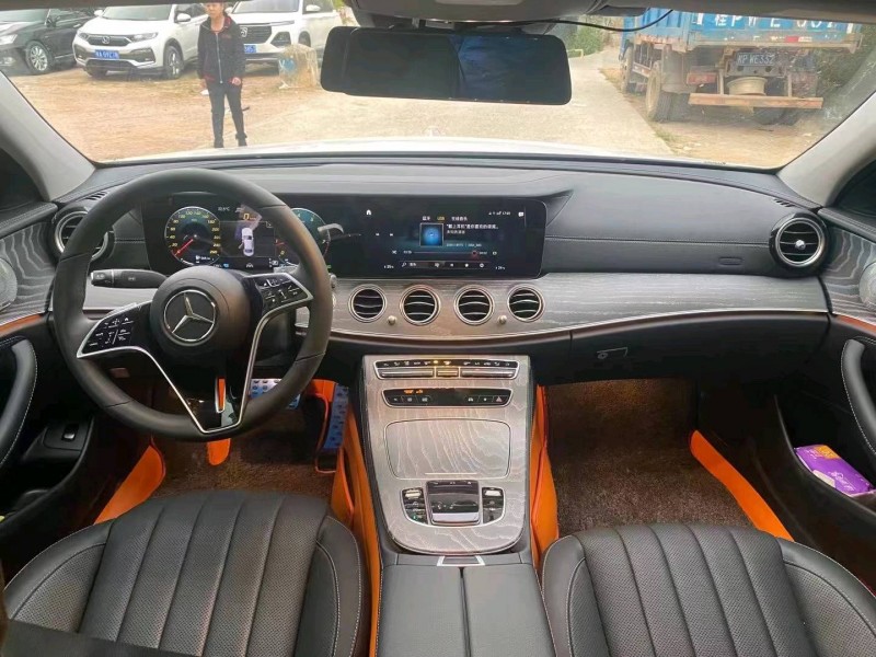 广州22年奔驰E5