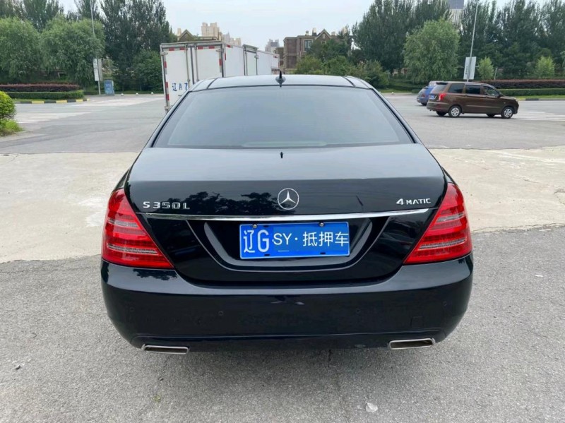 沈阳11年奔驰S4