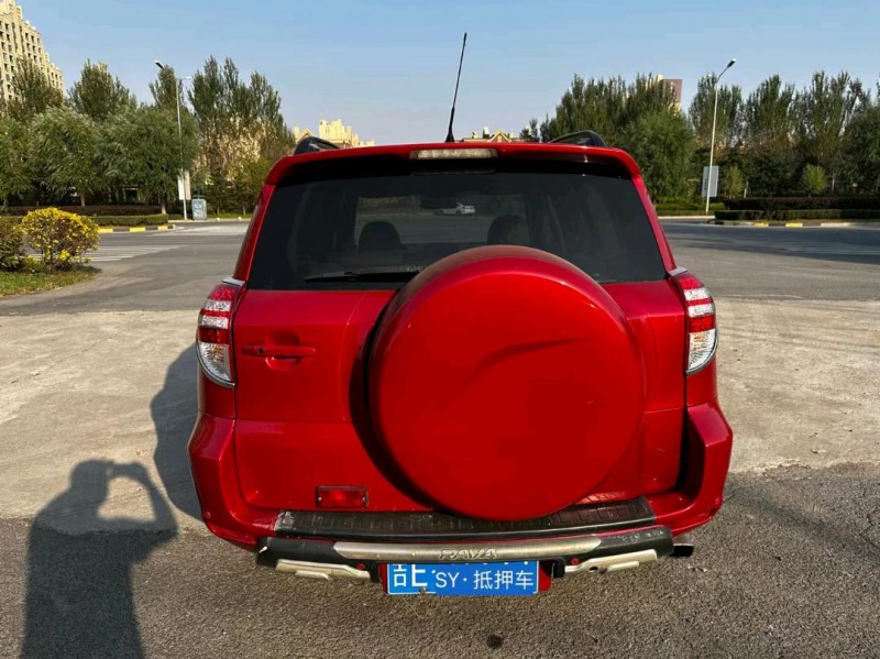沈阳10年丰田RAV43