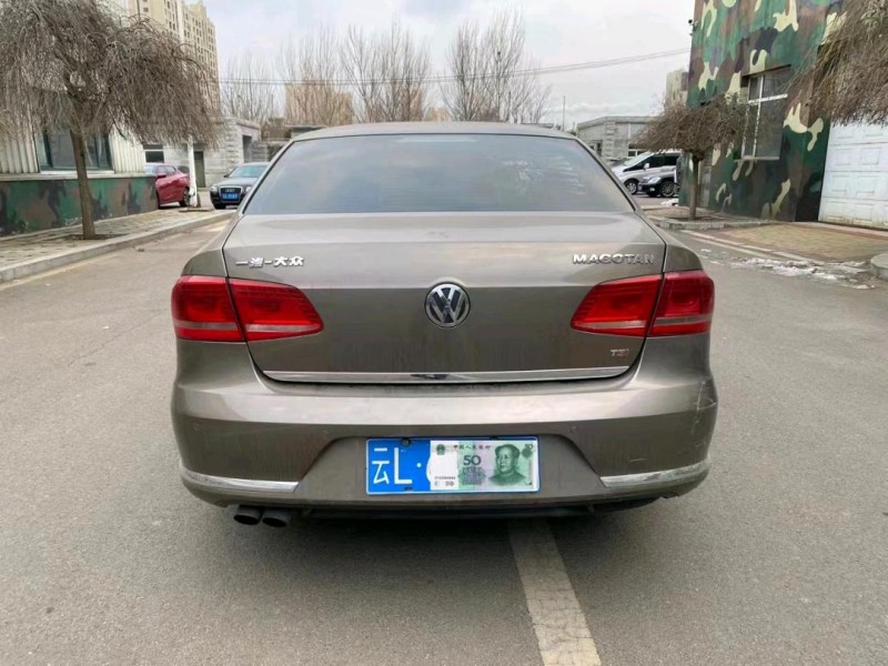 沈阳13年大众迈腾7
