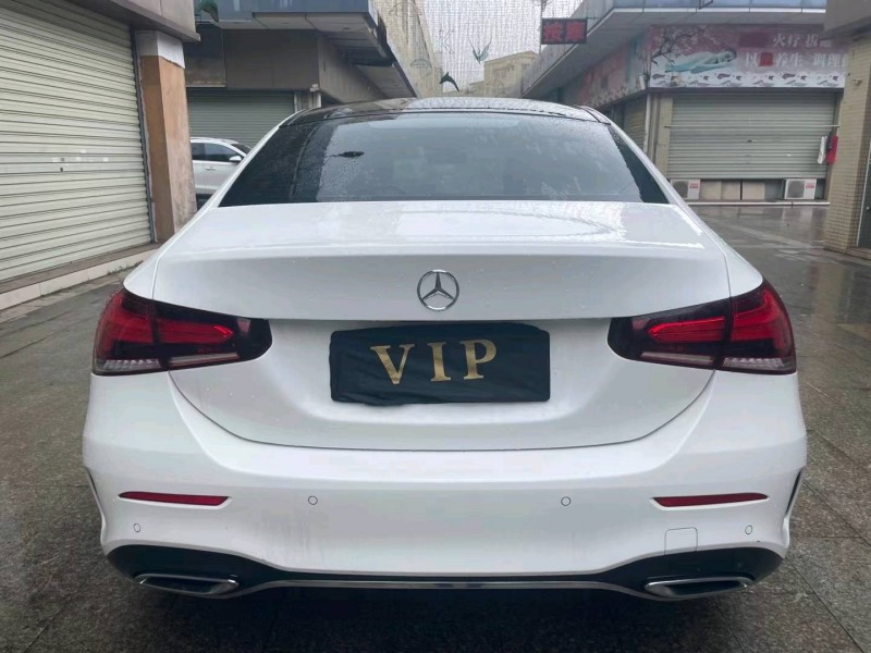 中山19年奔驰A9