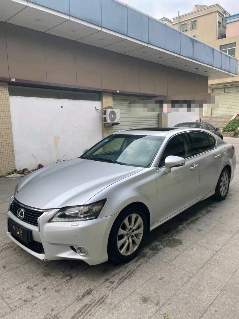 中山13年雷克萨斯GS2
