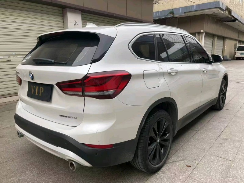 中山21年宝马X12