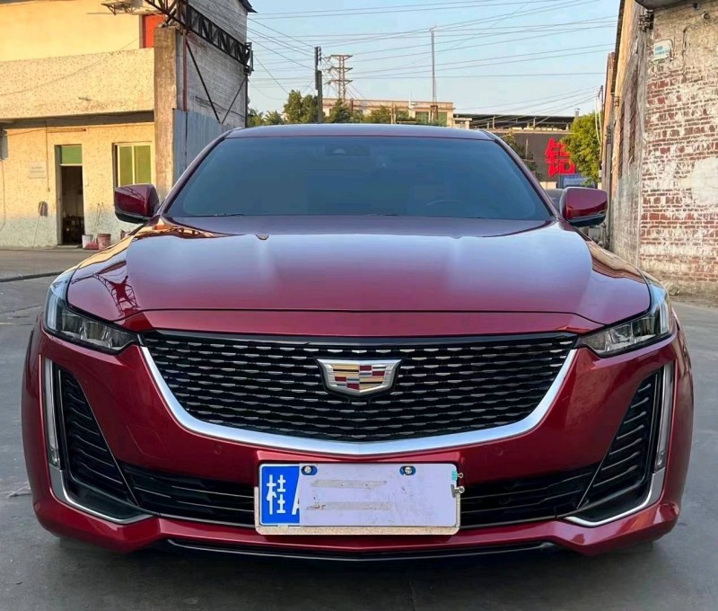 中山21年凯迪拉克CT61