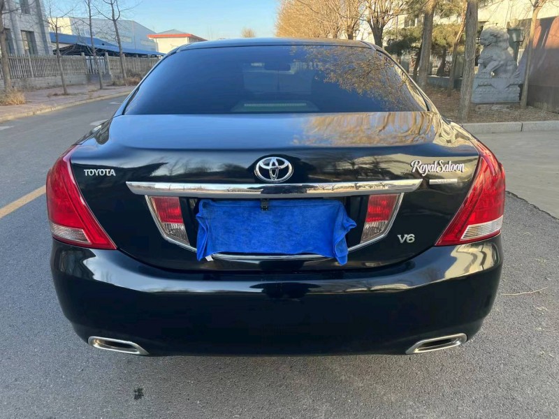 邯郸11年丰田皇冠6