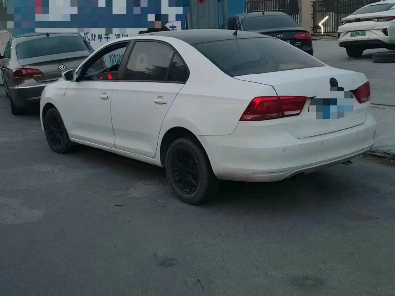济南14年大众桑塔纳3