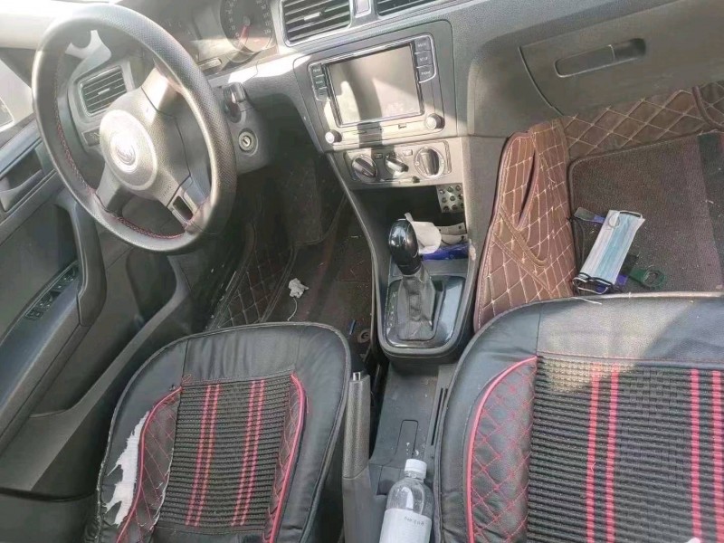 济南14年大众桑塔纳8