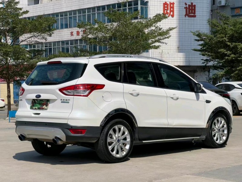 东莞15年福特翼虎7