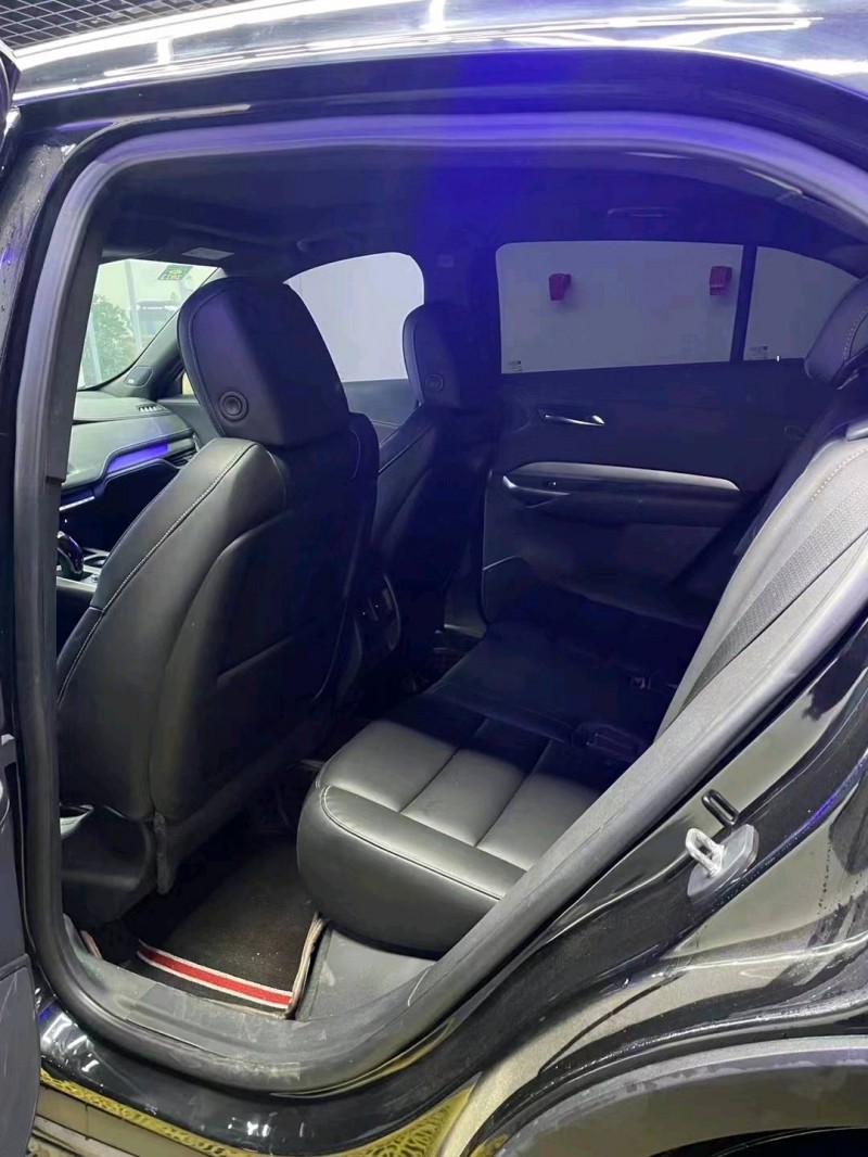 邯郸20年凯迪拉克XT48