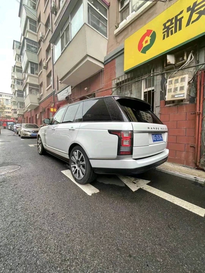 邯郸16年路虎揽胜行政1