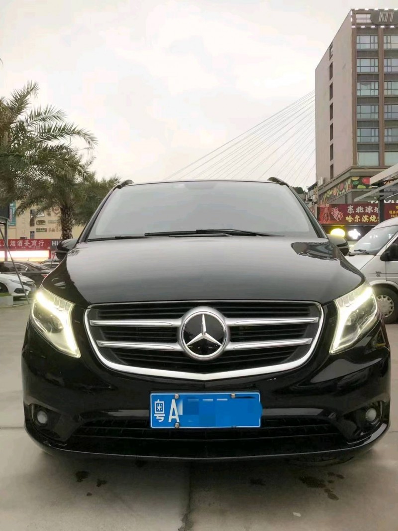 珠海20年奔驰威霆1