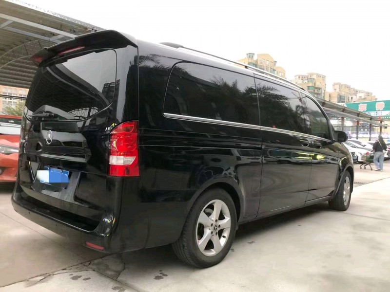 珠海20年奔驰威霆4