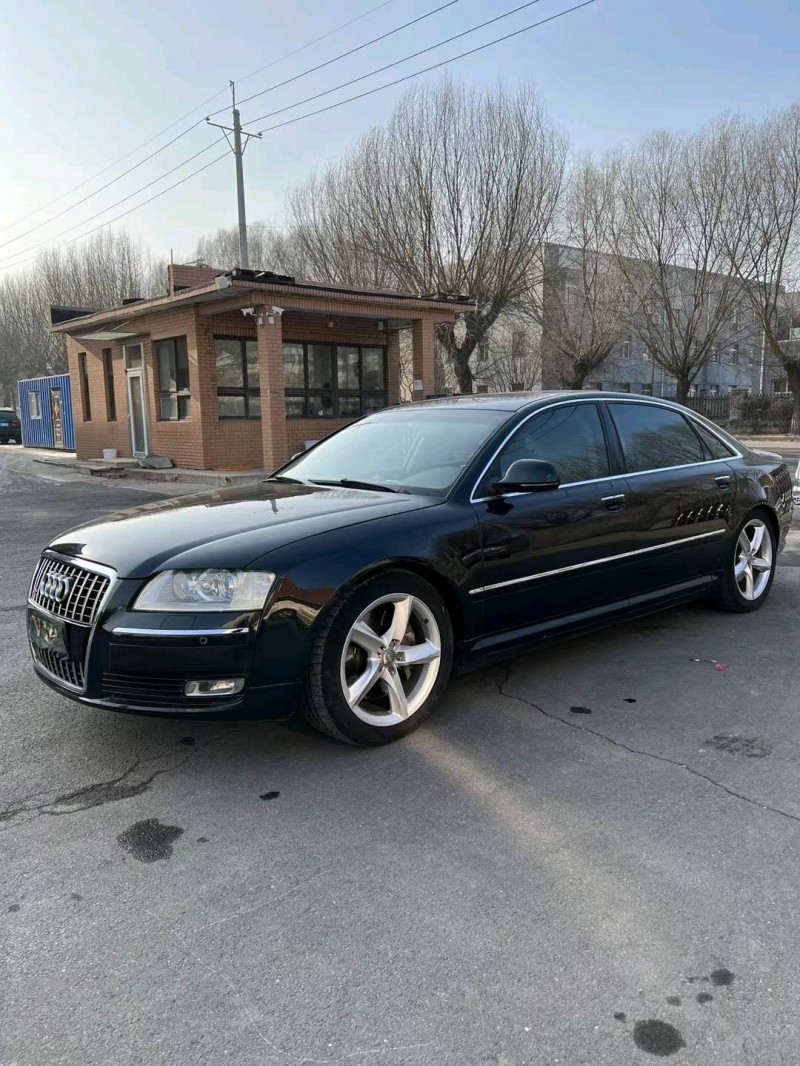 沈阳10年奥迪A8L2