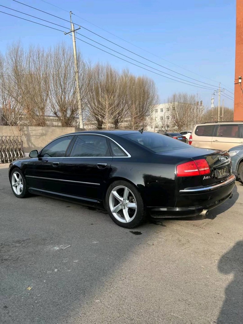 沈阳10年奥迪A8L4