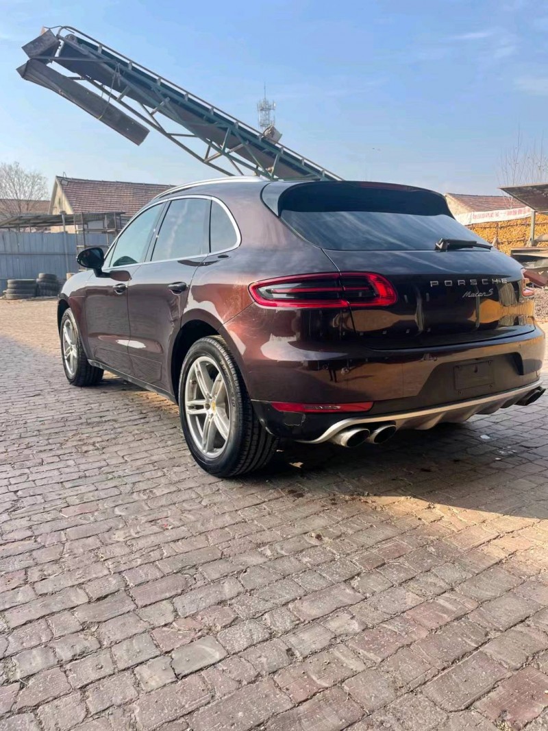 枣庄16年保时捷Macan5