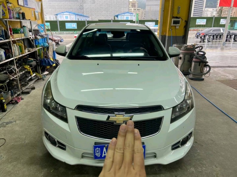 广州14年雪佛兰科鲁兹1