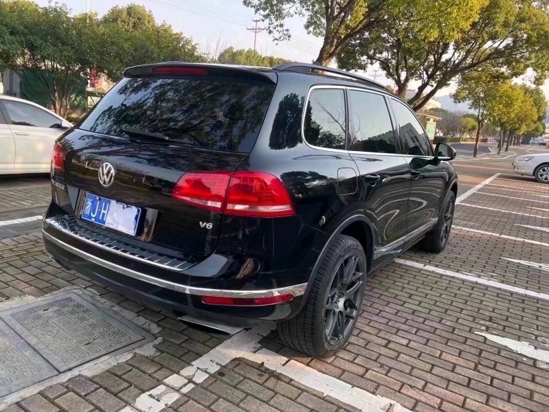 邯郸17年大众途锐9