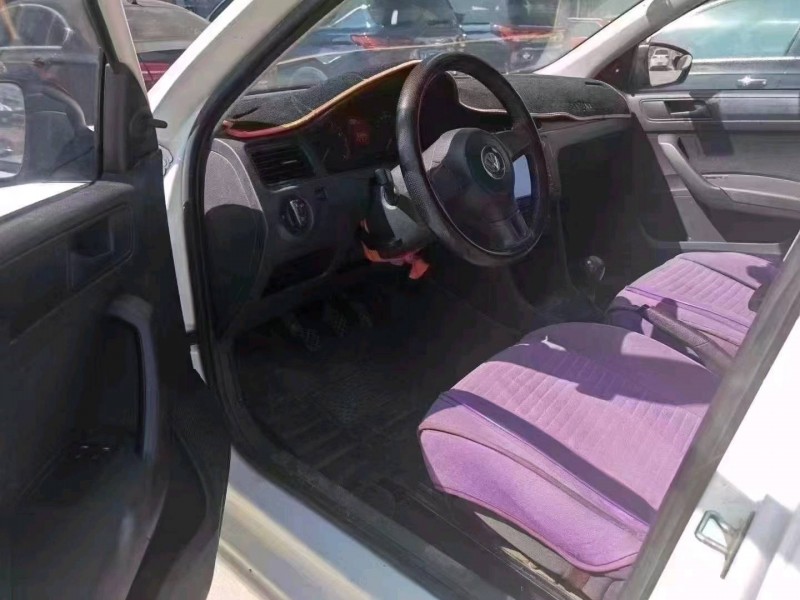 北京16年大众桑塔纳5