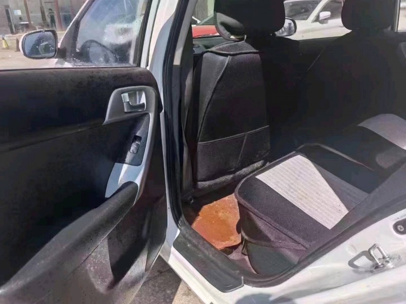 北京15年起亚福瑞迪5