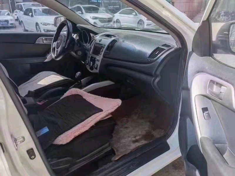 北京15年起亚福瑞迪7