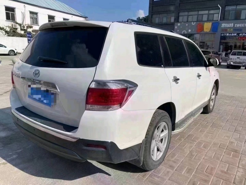 北京13年丰田汉兰达6