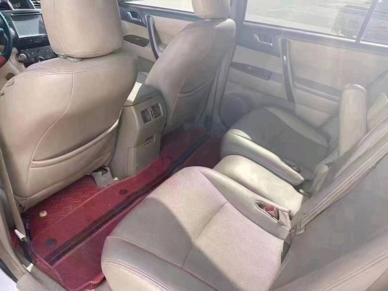 北京13年丰田汉兰达2