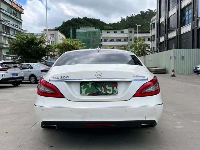 珠海13年奔驰CLS7