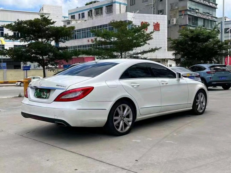 珠海13年奔驰CLS9