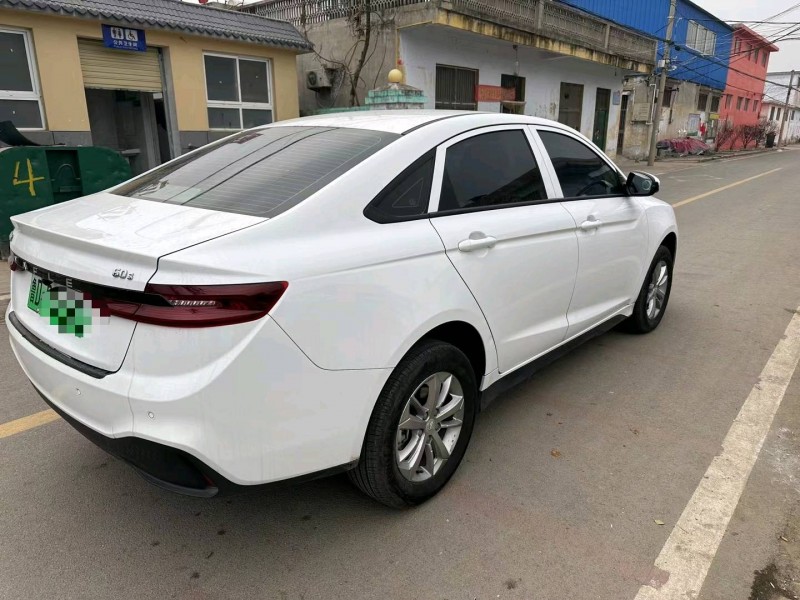 济南22年吉利枫叶3