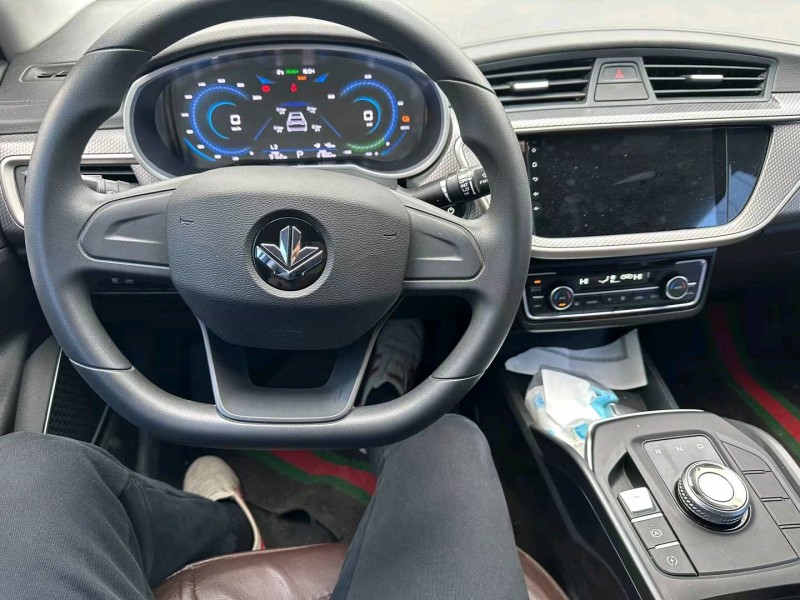 济南22年吉利枫叶4