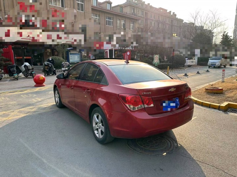 济南13年雪佛兰科鲁兹2