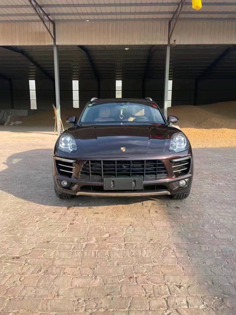 东营16年保时捷Macan9