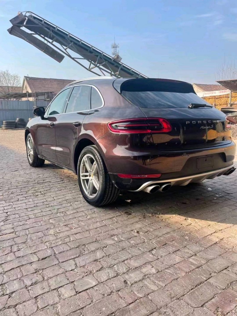 东营16年保时捷Macan5