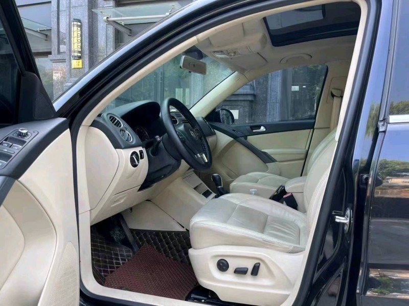 济南13年大众途观6