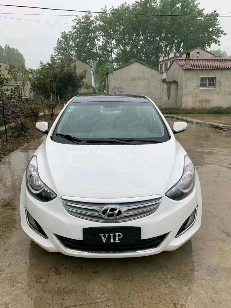 济南14年现代朗动1