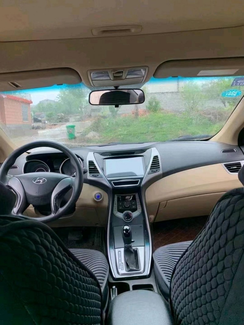 济南14年现代朗动5