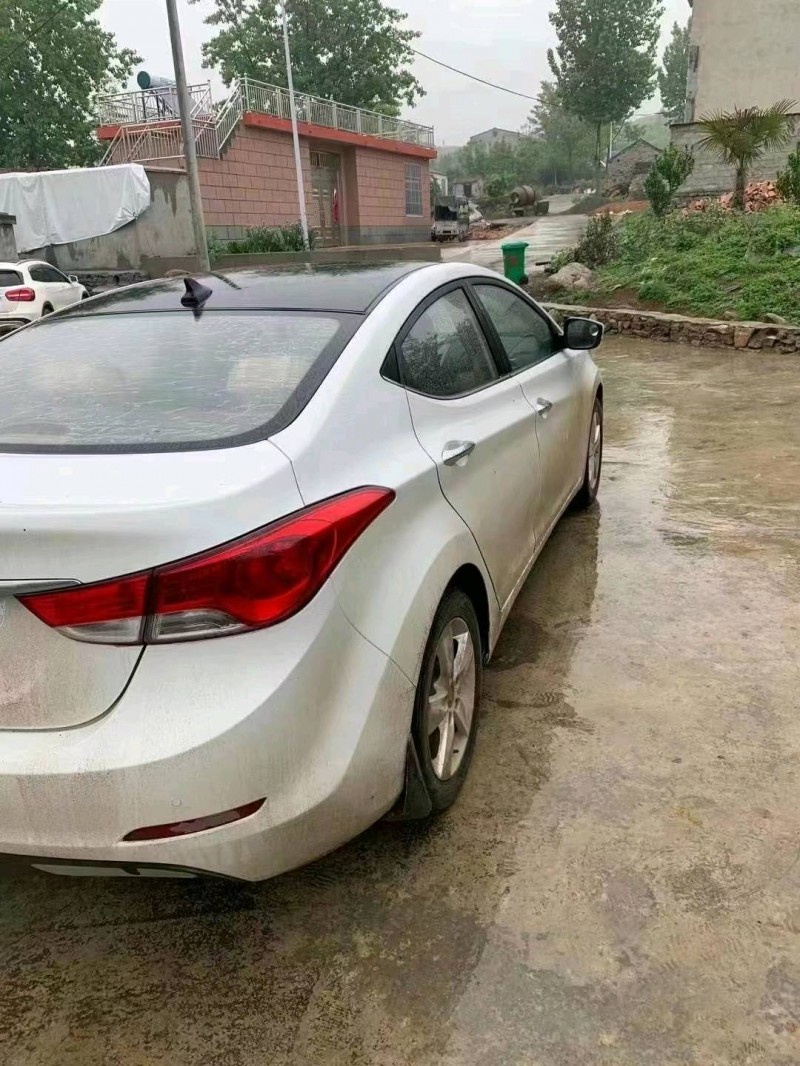 济南14年现代朗动4