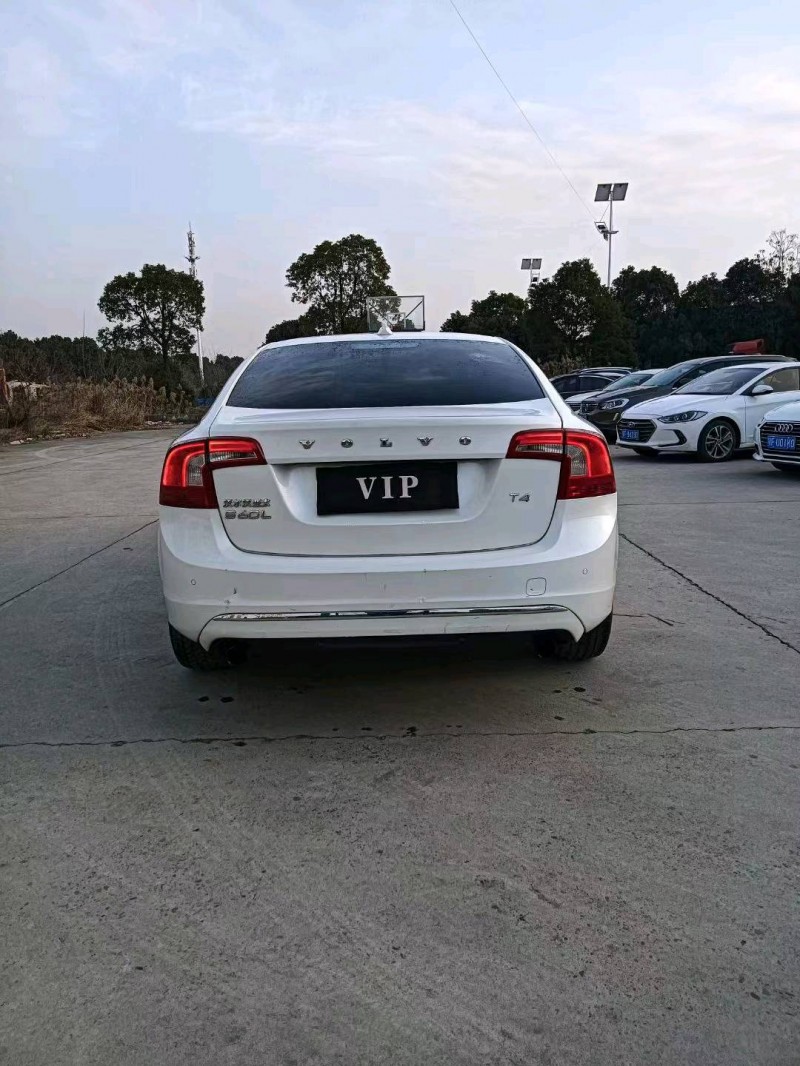 北京15年沃尔沃S60L9