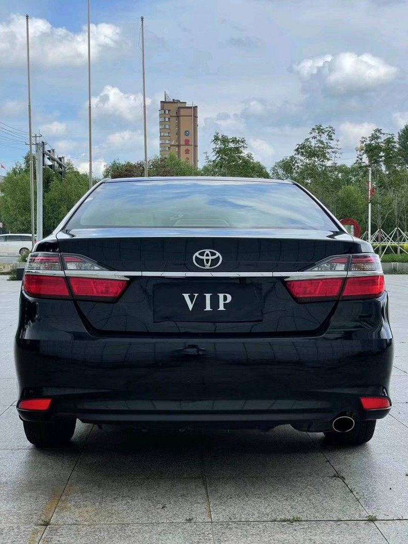 济宁16年丰田凯美瑞9