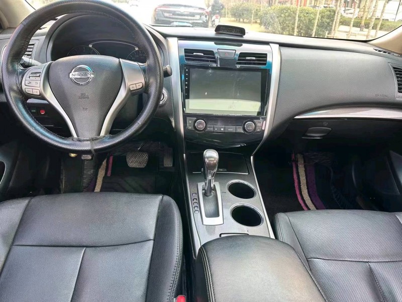 淮南15年日产天籁4