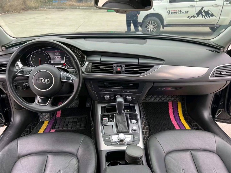 北京17年奥迪A6L8